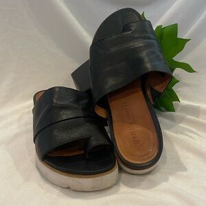 Gentle Souls by Kenneth Cole - Leather Platform Sandals